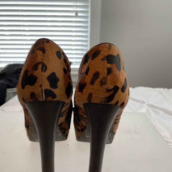 Steve Madden leopard platform ankle booties - Picture 3 of 7